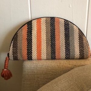 *SOLD* UNIVERSAL THREADS half moon clutch